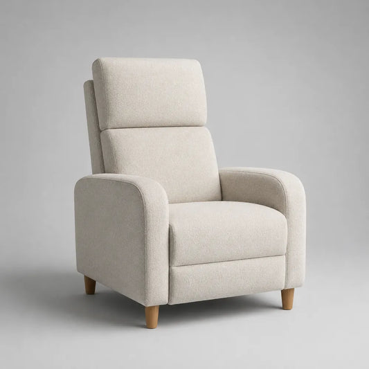 Poltrona imbottita in tessuto beige con schienale alto struttura arrotondata 80x90x100 cm